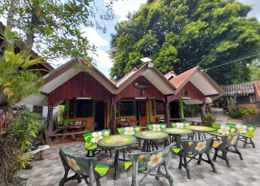 Phetchaburi Phetchaburi Standard Studio