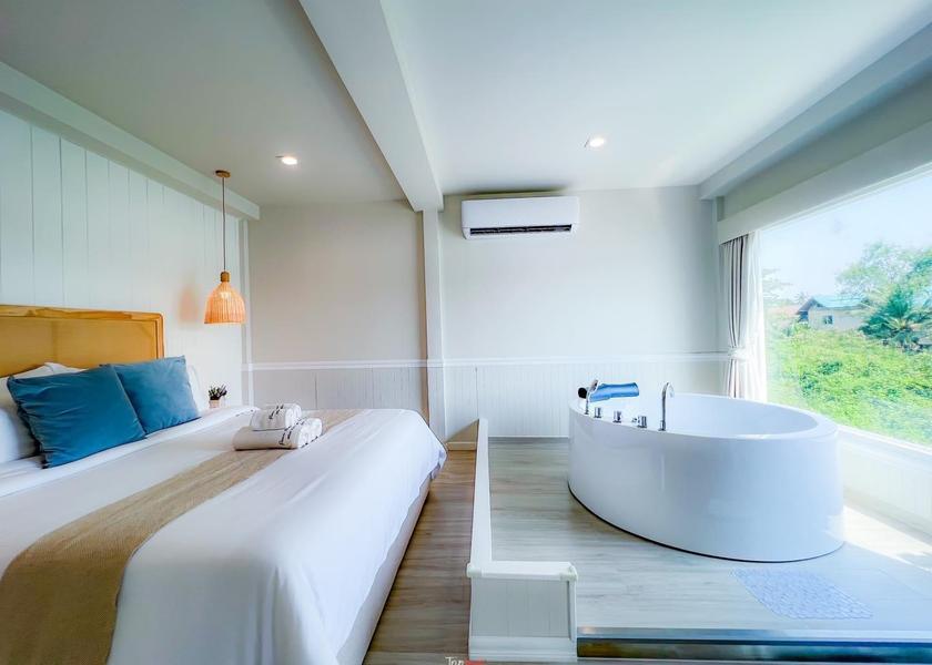 Samut Songkhram Amphawa Suite River View