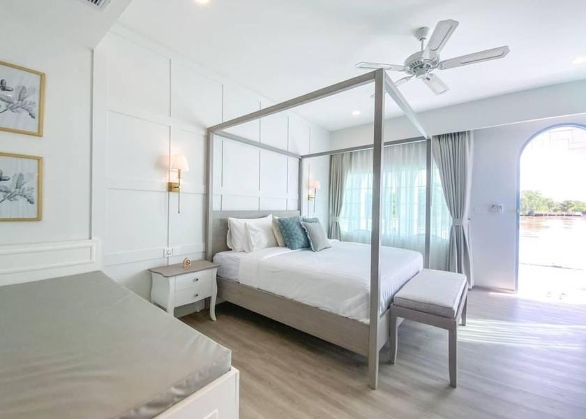 Samut Songkhram Amphawa Villa with King Bed