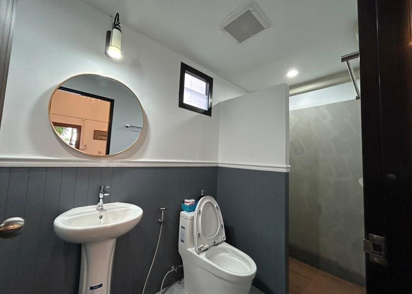 Bangkok Pathum Thani Standard Bungalow