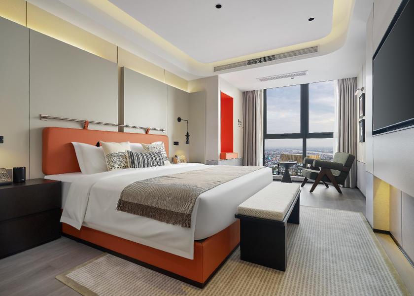 Kandal Phnom Penh Suite