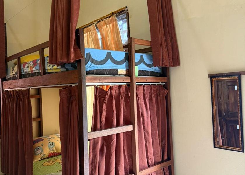 Bali Banjar Dormitory Room - 6 People