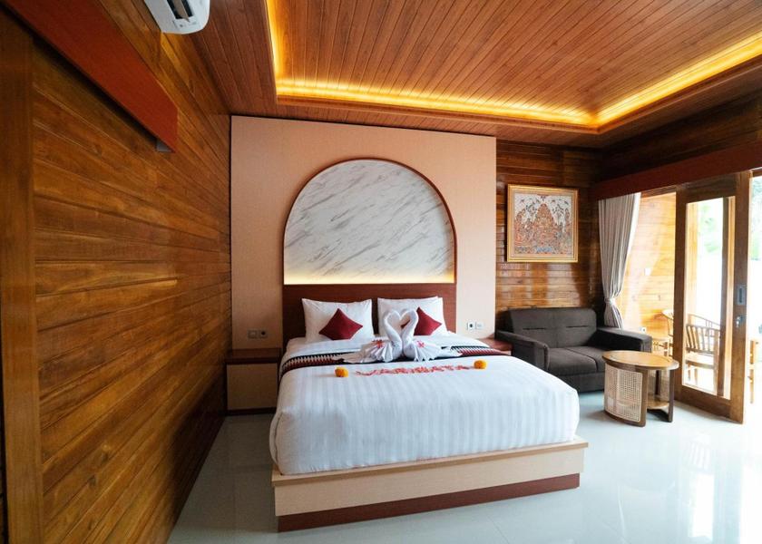 Bali Penida Island King Room with Pool View