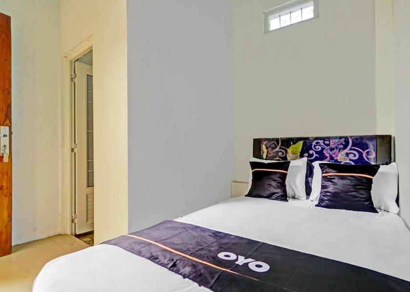 East Java Trawas Deluxe Double Room