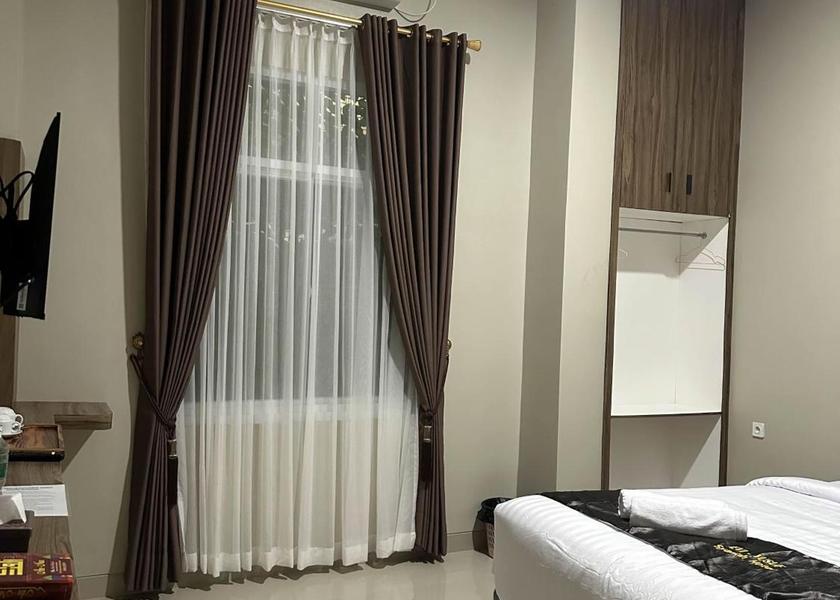 West Sumatra Bukittinggi Large Double Room