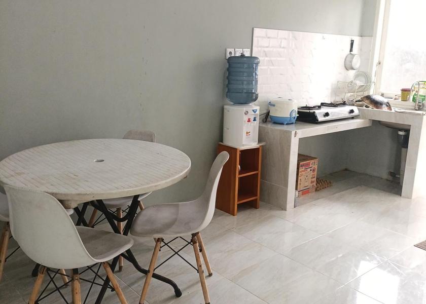 West Sumatra Bukittinggi Family Room