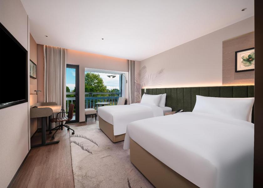Zhejiang Zhoushan Twin Guest Room with Balcony