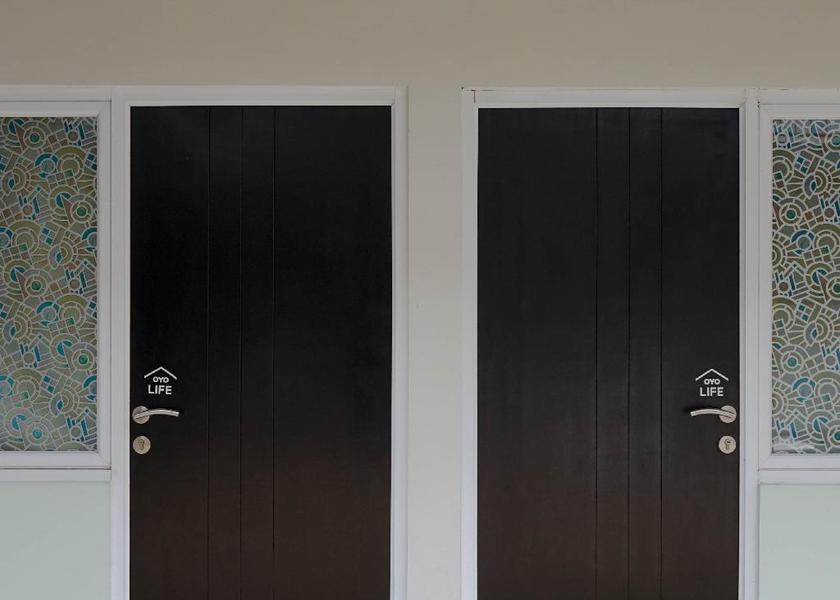  South Tangerang Standard Queen Room