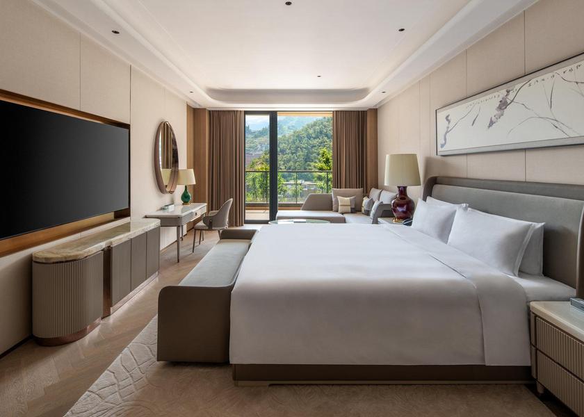 Guizhou Zunyi 2 King 2 Bedrooms Suite Living Dining Kitchen Area
