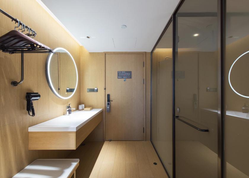 Guangxi Yulin Twin Superior Room