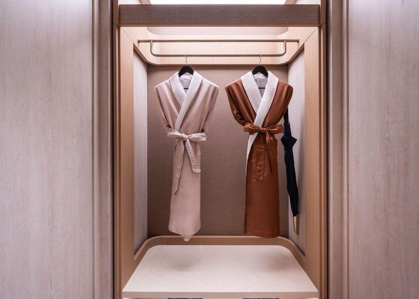 Guangxi Yulin Huazhu - Executive Bed Room