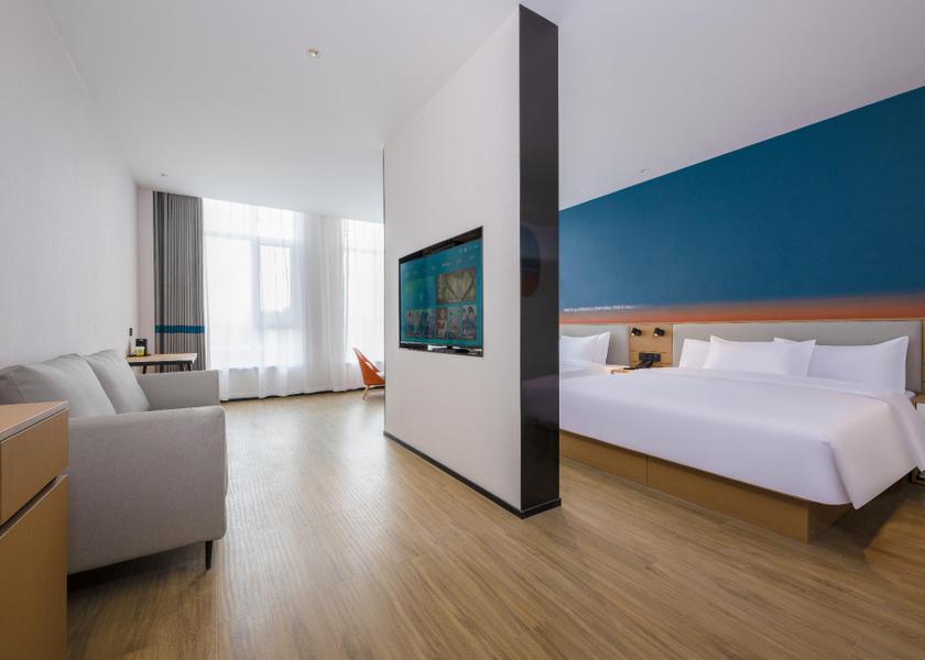 Guangxi Yulin interior view