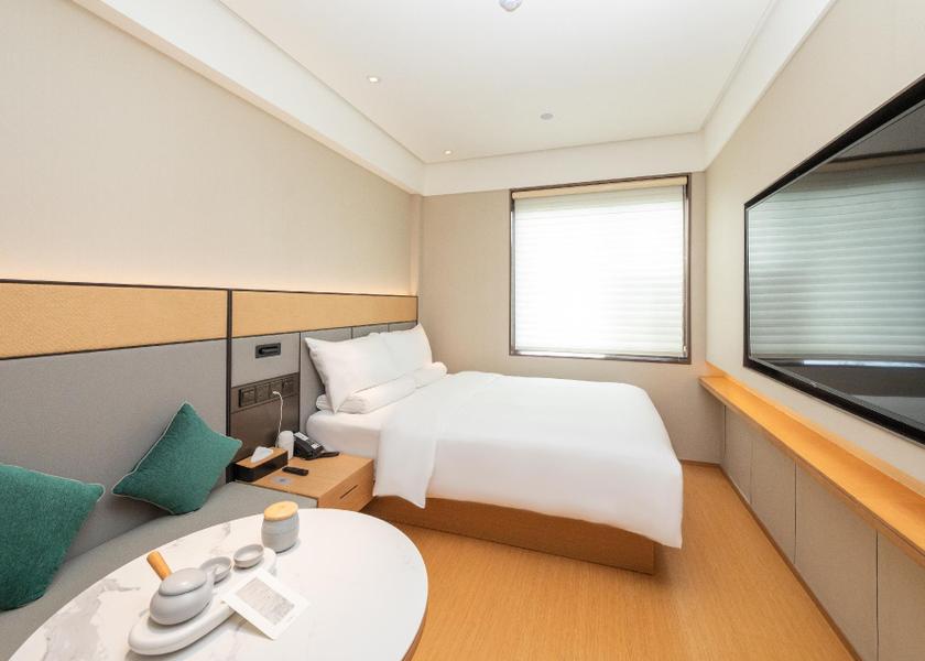 Guangxi Yulin Huazhu - Family Room