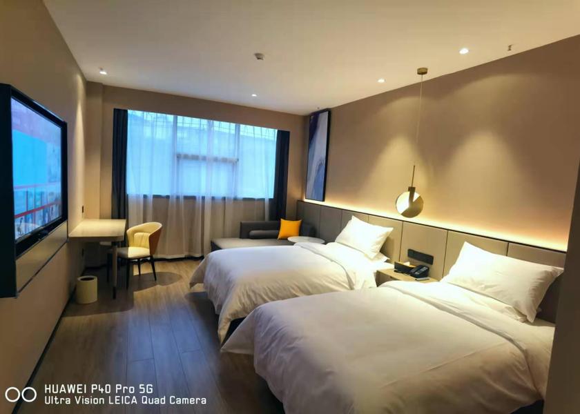 Guangxi Yulin Huazhu - Superior Twin