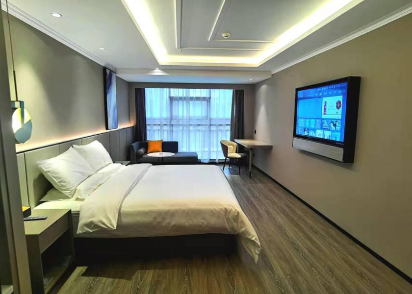 Guangxi Yulin Huazhu - Suite