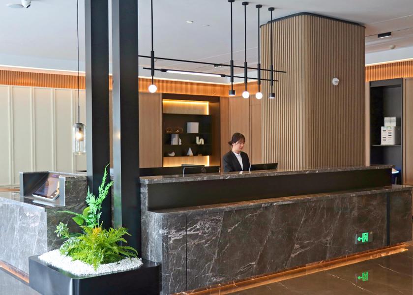 Guangxi Yulin interior view