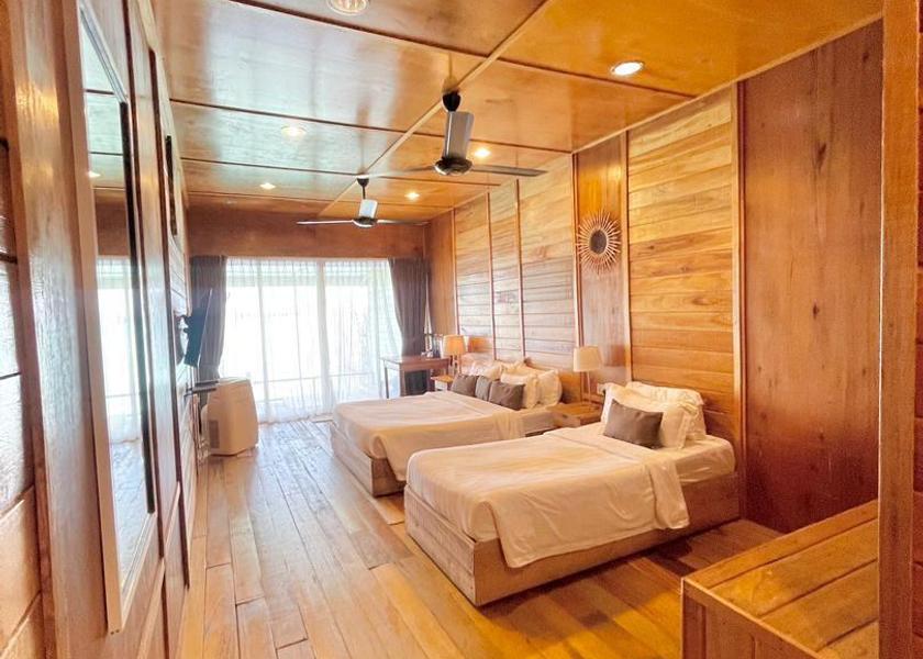 Sabah Semporna Family Room