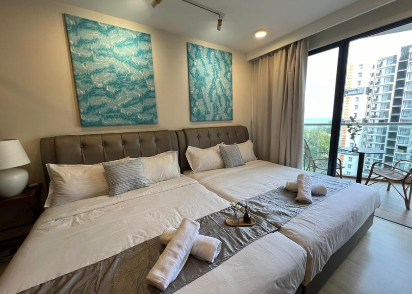 Pahang Kuantan VitaminSEA4 Seaview 6PAX Studio Netflix A-11-12