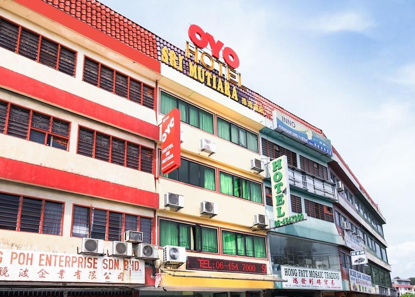Negeri Sembilan Bahau Exterior