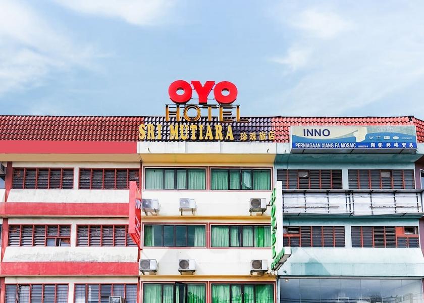 Negeri Sembilan Bahau Exterior