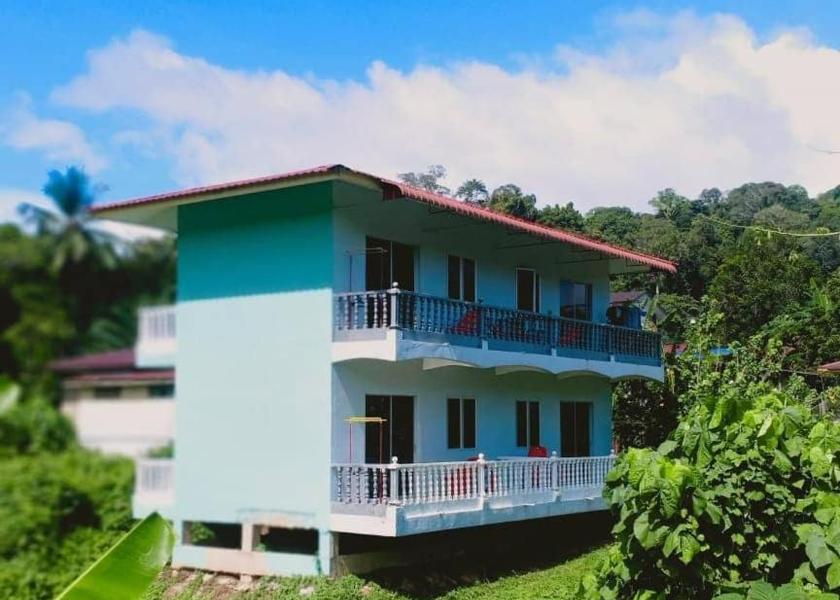 Pahang Kuala Tembeling Queen Room with Balcony