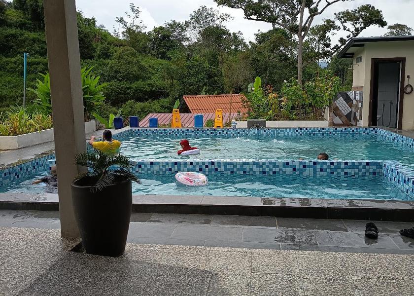 Pahang Bentong swimming pool [outdoor]
