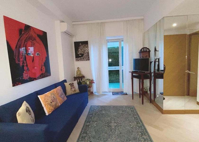 Provence-Alpes-Côte d'Azur Èze One-Bedroom Apartment 1