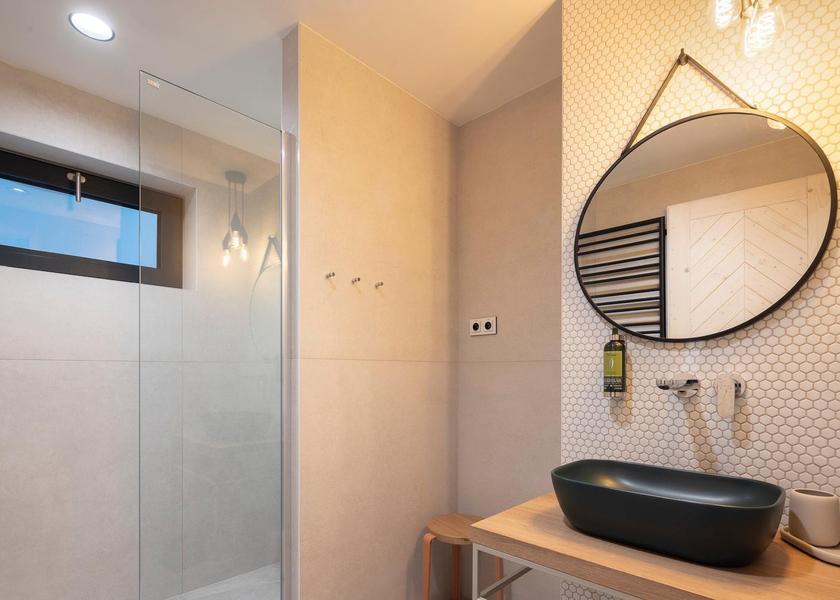 Liberec Region Janov nad Nisou One-Bedroom Family Apartment