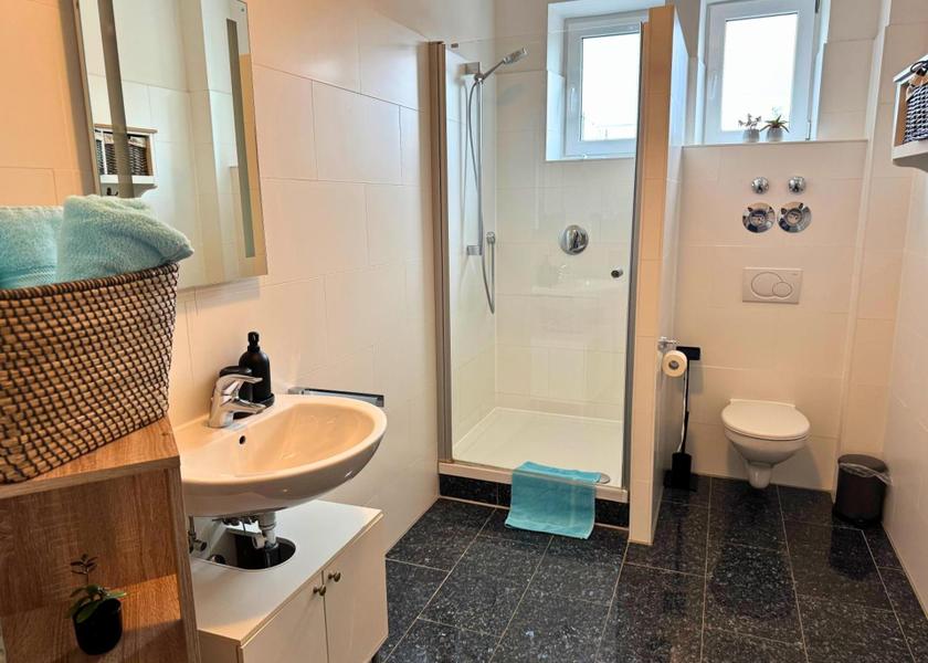 Bavaria Augsburg Apartment - Ground Floor-Right
