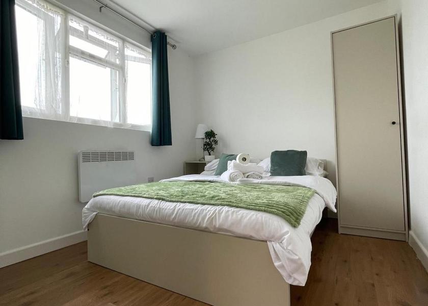 England Romford Quadruple Room