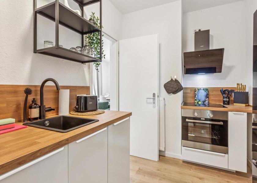 North Rhine-Westphalia Bielefeld Two-Bedroom Apartment with Terrace