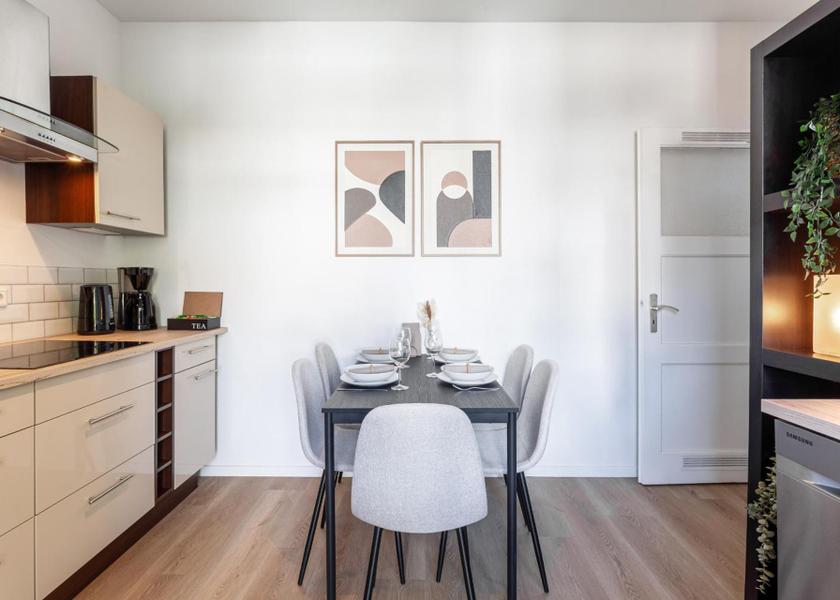 North Rhine-Westphalia Bielefeld Two-Bedroom Apartment with Balcony