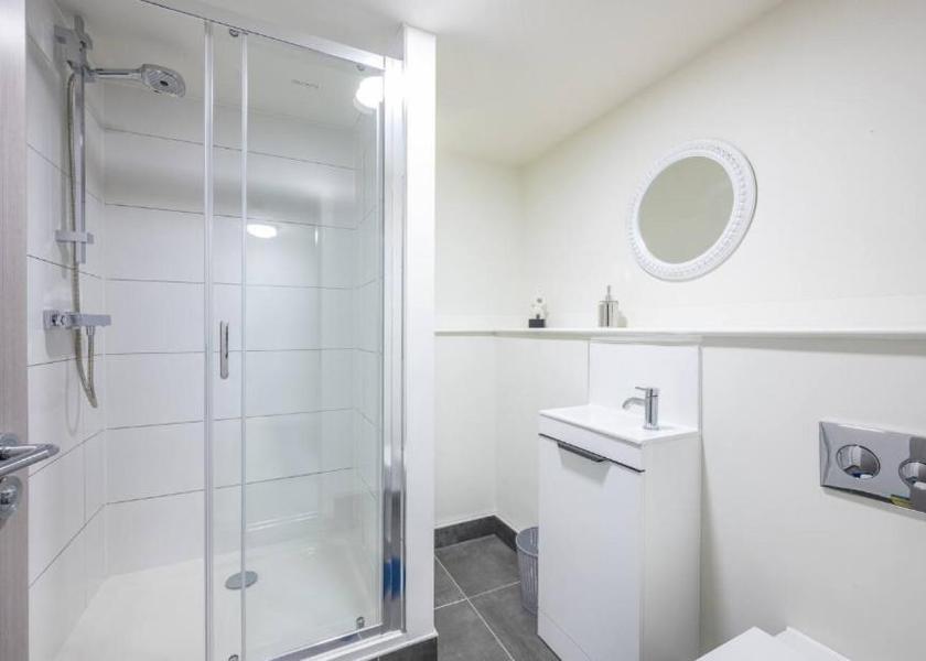 England Bradford One-Bedroom Apartment