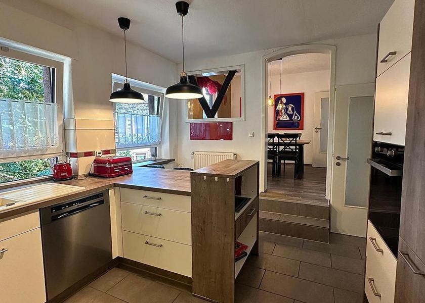 Rhineland-Palatinate Cochem Four-Bedroom Apartment with Balcony 