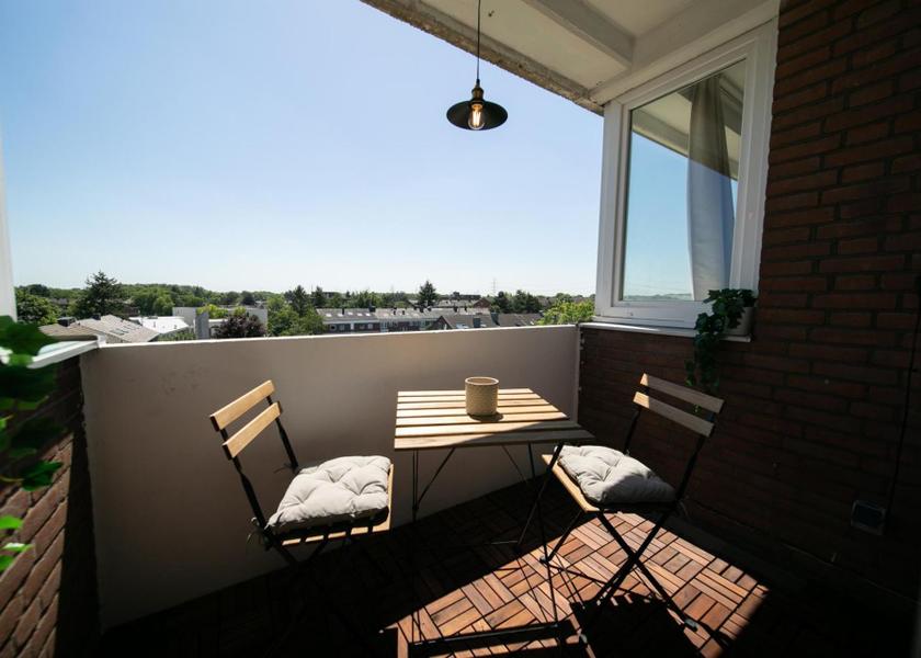 North Rhine-Westphalia Neuss Apartment with Balcony