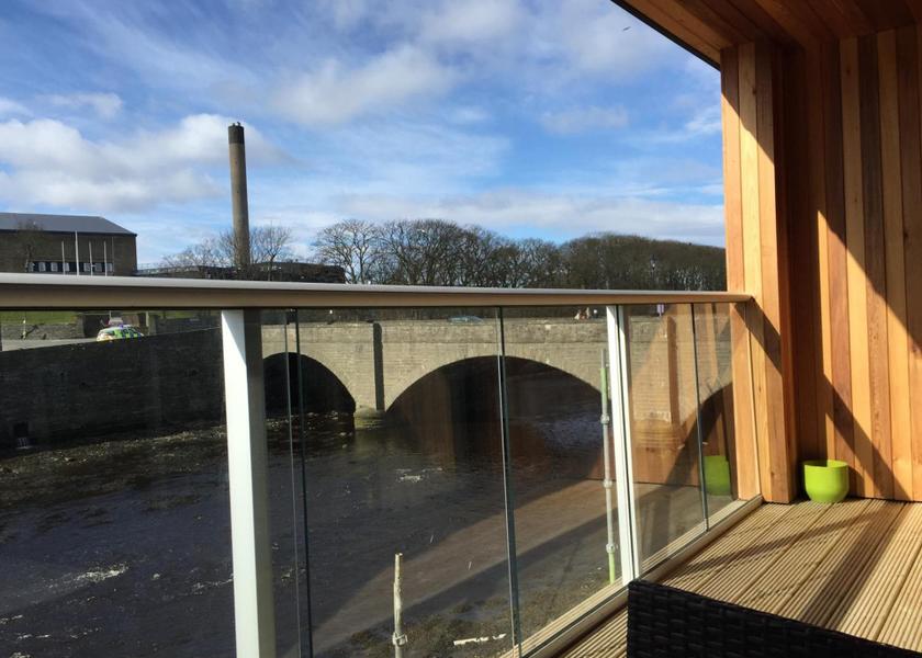 Scotland Wick Two-Bedroom Apartment with Balcony