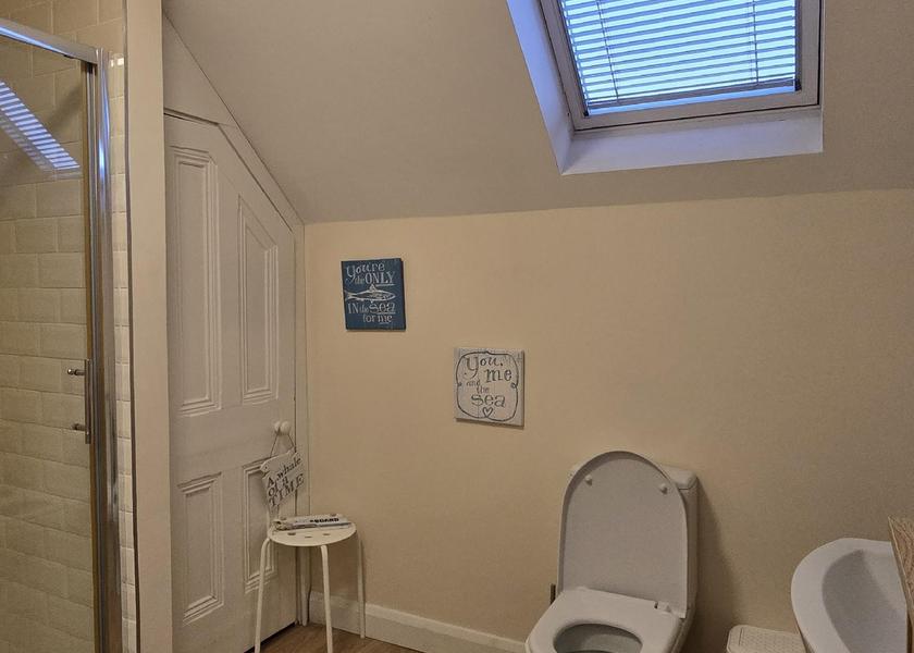 Northern Ireland Carrickfergus Ships Ahoy Apt 4