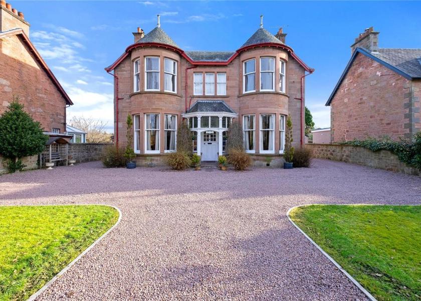 Scotland Beauly exterior view