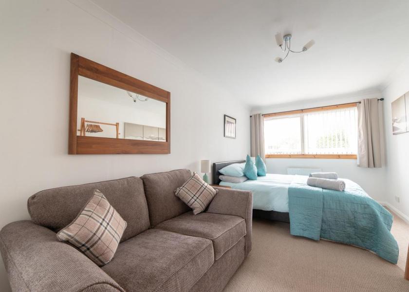 Western Isles Stornoway Deluxe King Room