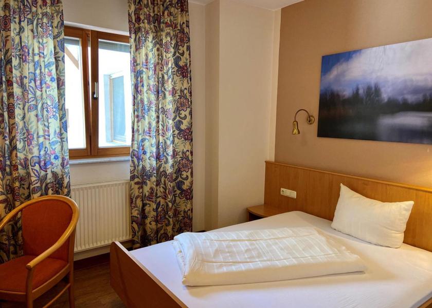 Hessen Riedstadt Standard Single Room