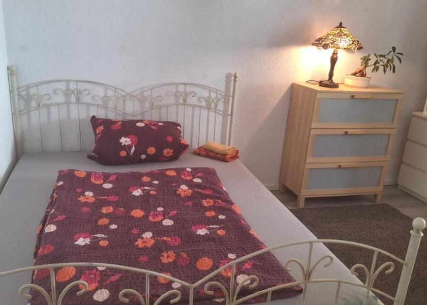 Rhineland-Palatinate Oberotterbach Triple Room with Shared Bathroom
