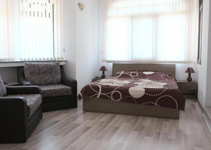 Varna Province Byala Studio with Pool View