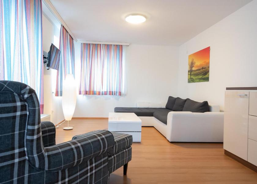 Salzburg State Hof bei Salzburg Family Room