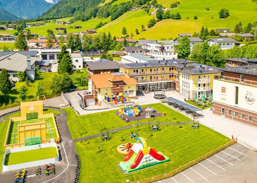 Salzburg State Bramberg am Wildkogel Double Room with Extra Bed
