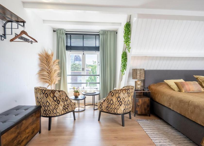 North Holland Zandvoort Deluxe King Suite
