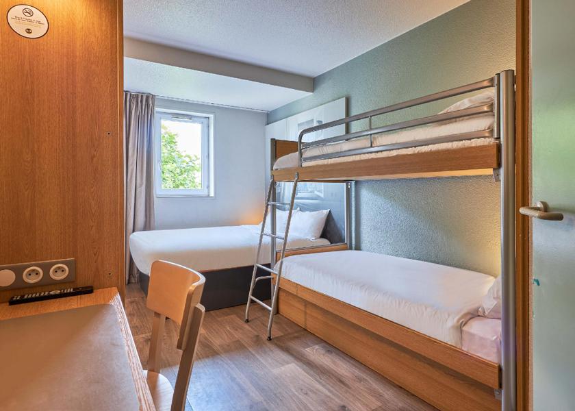 Normandy Saint-Contest Quadruple Room