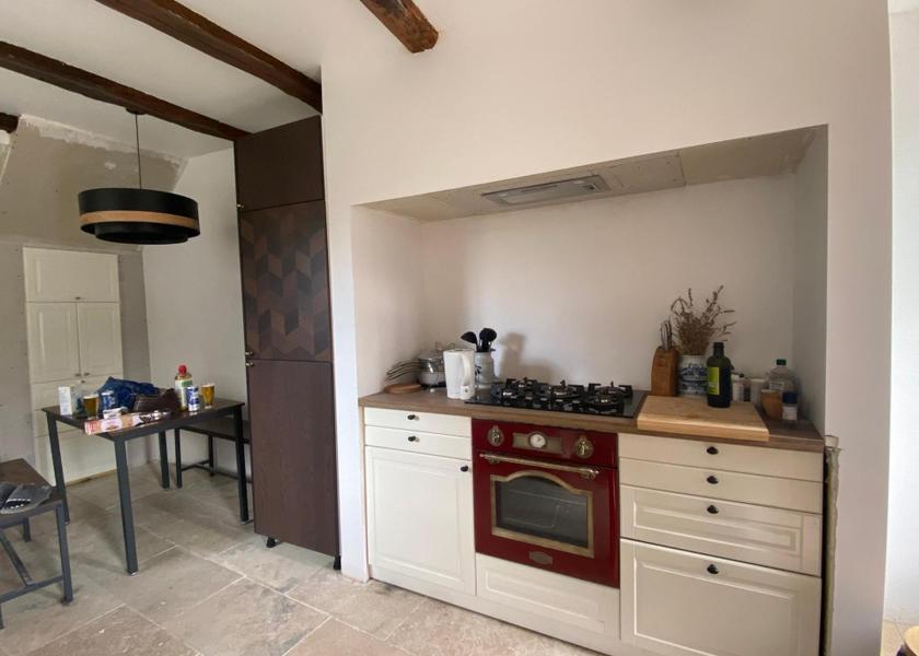 Nouvelle-Aquitaine Chasseneuil-du-Poitou Basic Triple Room with Shared Bathroom