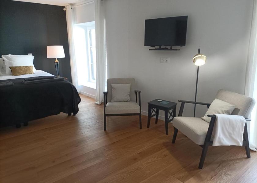 Pays de la Loire Angers Deluxe Queen Room