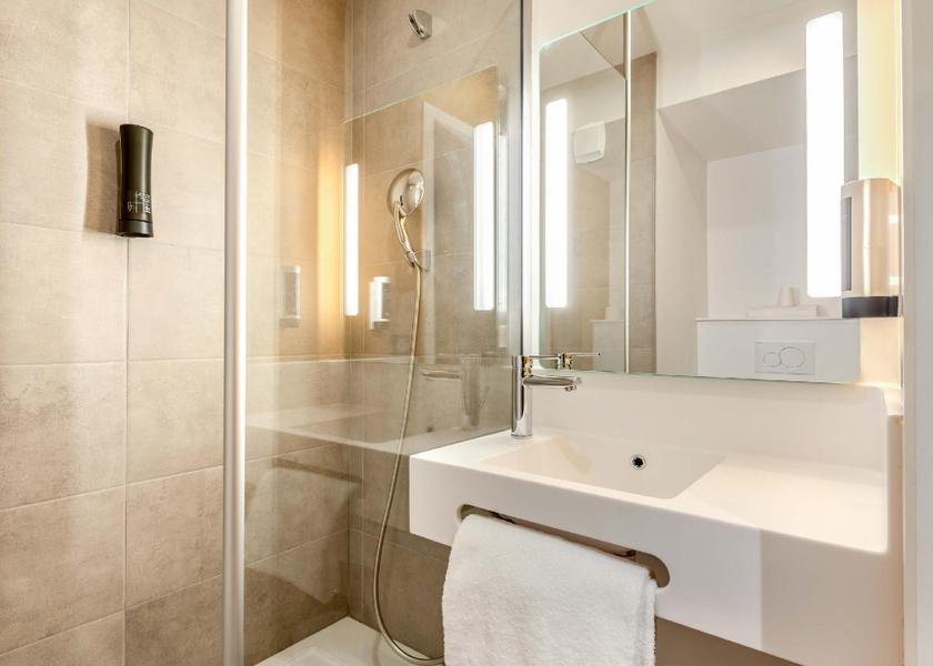 Brittany Brest Superior Double Room