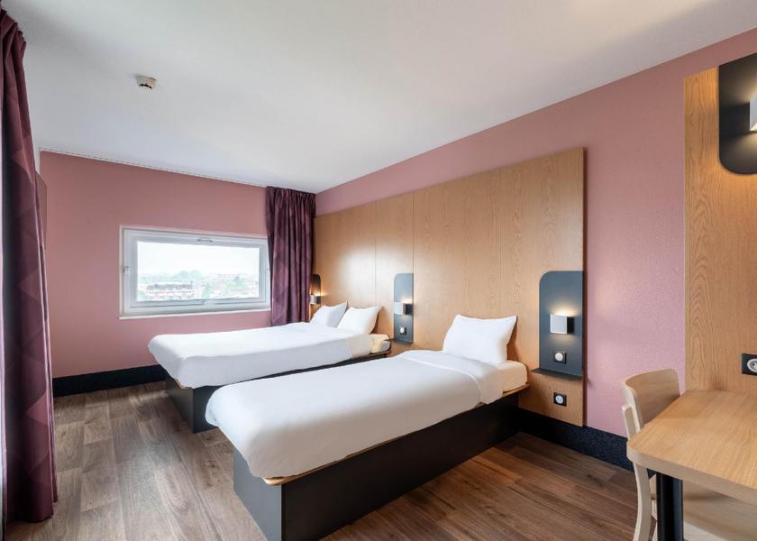Hauts-de-France Roubaix Triple Room